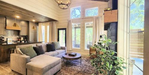 Eufaula House | The Pointe Guesthouse