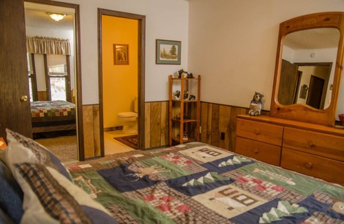 Ruidoso House | The Polar Bear Express - H3