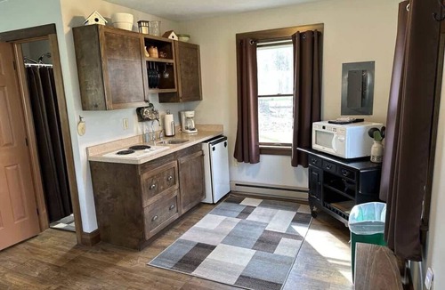Austinburg House | The Pond Cottage at Rustic River