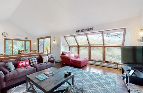 Plymouth House | The Pond House