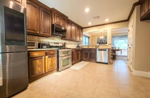 Clodine House | The Pond Housen
