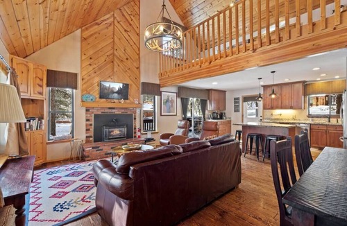 Greer Cabin | The Ponderosa Cabin