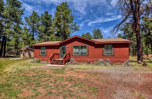 Parks House | The Ponderosa Scenic Forest Views Fire Pit BBQ Pet-Friendly Now with Wi-Fi