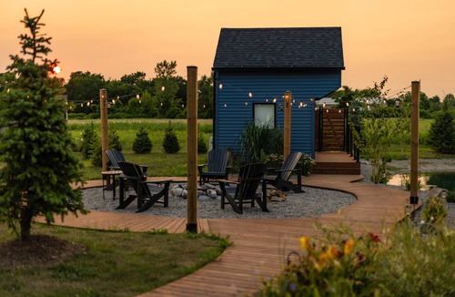 Port Rowan Cabin | The Pondhouse — Private Cabin with Sauna & Pond | Port Rowan