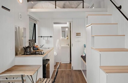 Tarrengower House | The Pony Paddock Summ