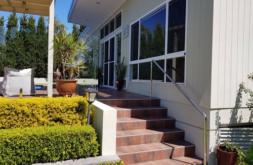 Lemon Tree Passage Apartment | The Pool House