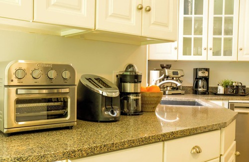 Stowe Hollow House | The Pool House