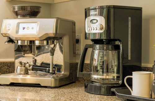 Stowe Hollow House | The Pool House