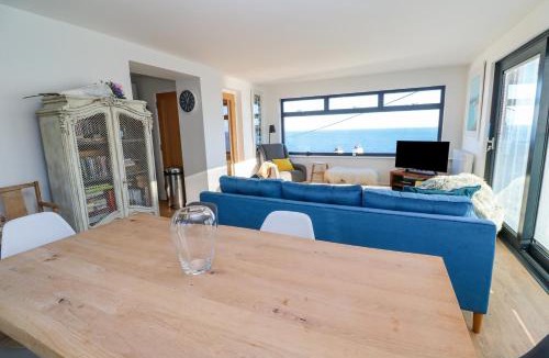Coverack Apartment | The Poop Deck