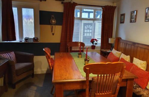 Upton upon Severn House | The Poop Deck