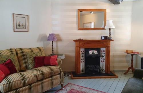 Upton upon Severn House | The Poop Deck