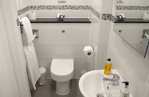 Moulton Hotel | The Poplars Moulton