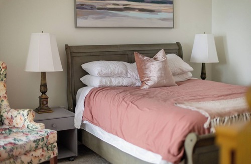 Cobourg House | The Poplars Suite 1827: A Historic Stay