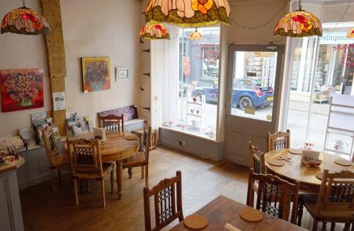 Bishops Castle House | The Poppy House