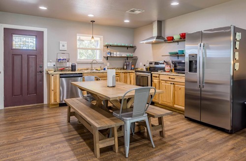 Hoyt House | The Porch House - Lake Views, Huge Porch, Fire Pit & Beach Access
