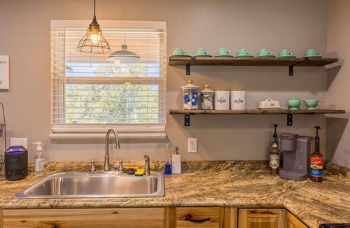 Hoyt House | The Porch House - Lake Views, Huge Porch, Fire Pit & Beach Access
