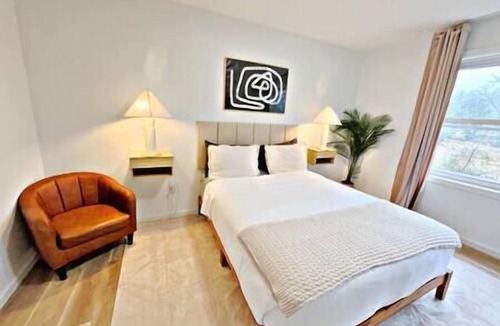 South Plainfield House | The Posh Living Experience