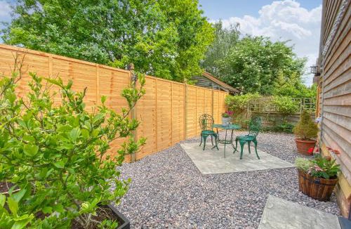 Mersham House | The Potting Shed