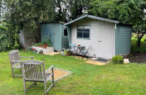 The Pelhams Other | The Potting Shed