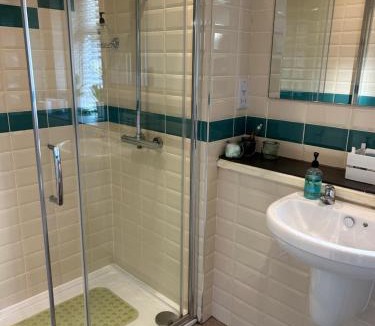 Warwick Apartment | The Potting Shed