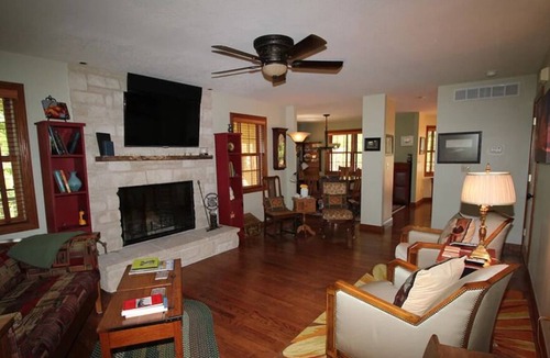 Cottonwood Falls House | The Prairie House - sleeps six