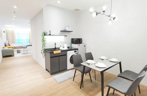 Taman Bukit Pantai Apartment | The President - Bangsar South Mid Valley