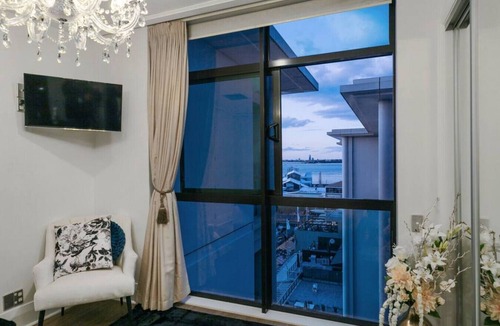 Auckland Central Business District Apartment | The Prestigious Penthouse