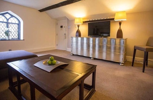 Castle Donington Hotel | The Priest House Hotel