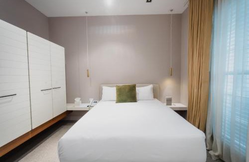 St Kilda Hotel | The Prince