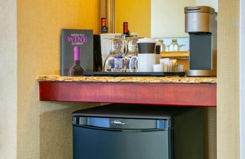 Downtown Halifax Hotel | The Prince George Hotel