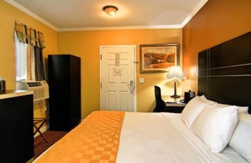 Tunkhannock Hotel | The Prince Hotel