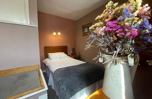 Hilton Bed & Breakfast | The Prince of Wales