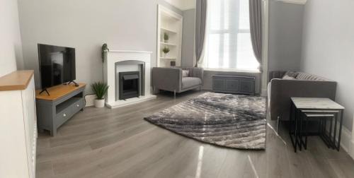 Helensburgh Apartment | The Princess Flat, Helensburgh.