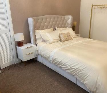 Helensburgh Apartment | The Princess Flat, Helensburgh.