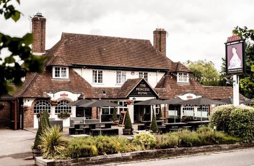 Farnham Hotel | The Princess Royal