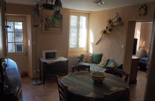 Dauphin House | The Priory