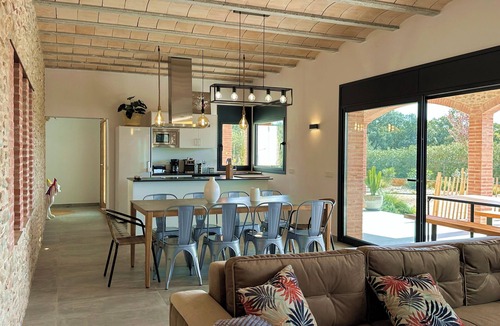 Perelada Villa | The Private Accommodation Villa in Peralada