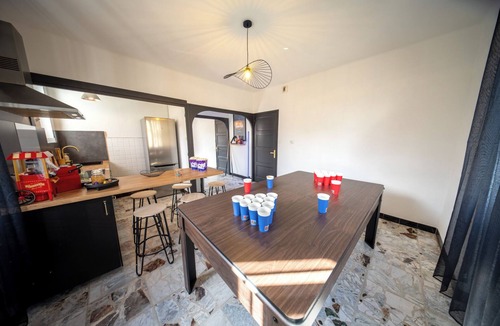Belley Apartment | The Private Lounge – Cinema, Billiards & Garden