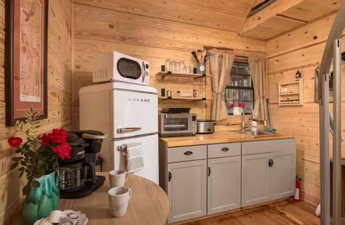 Mentone House | The Private Snug Nest Nestled in Canopy Woods