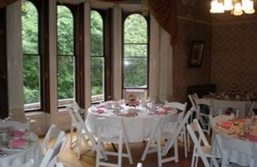 Wrentham Bed & Breakfast | The Proctor Mansion Inn