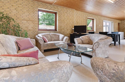 Bording House | The property is located in the 'Lake Highlands', west of the charming Silkeborg on a large secluded
