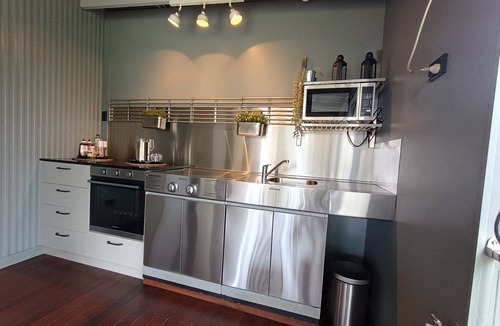 Colinton Apartment | The Property, tranquil retreat