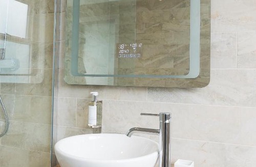 Sheffield Hotel | The Psalter