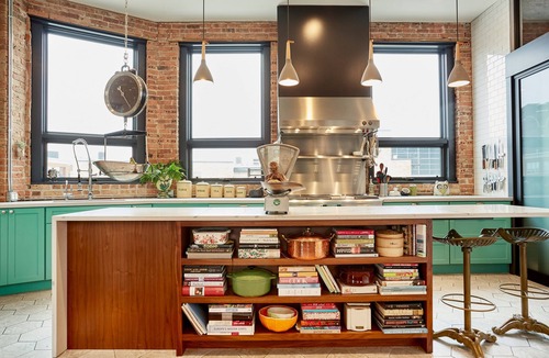 West Loop Bed & Breakfast | The Publishing House B&B