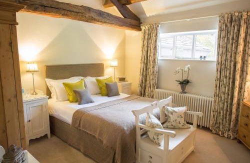 Crosthwaite Hotel | The Punch Bowl Inn