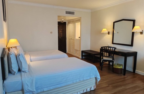 Kampung Guar Syed Alwi Hotel | The Putra Regency Hotel