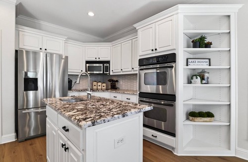 Kemp House | The Putt & Paddle | Cedar Creek Lakefront