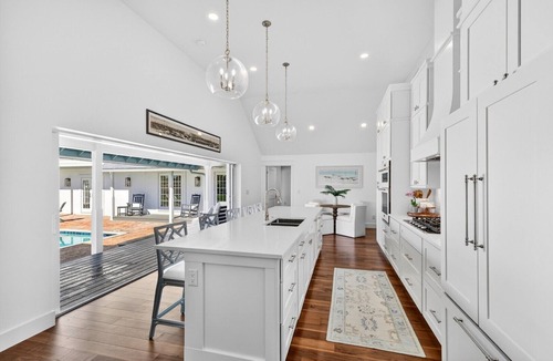 Boca Grande House | The "Q" House | 5 Beds | 5 bath | Heated Pool | Sleeps 10