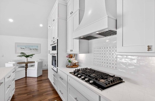 Boca Grande House | The "Q" House | 5 Beds | 5 bath | Heated Pool | Sleeps 10