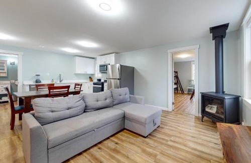 Retsil House | The Quacker Jack